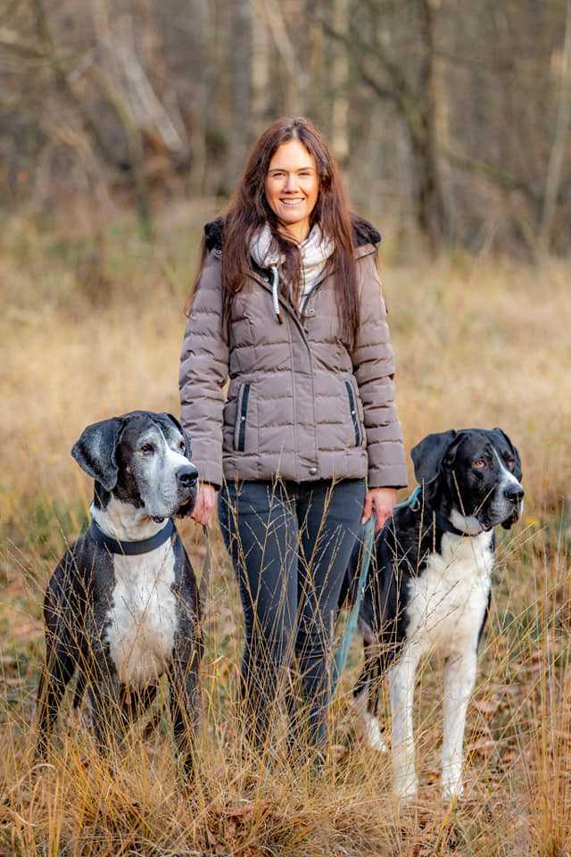 Therapeutin mit Hund